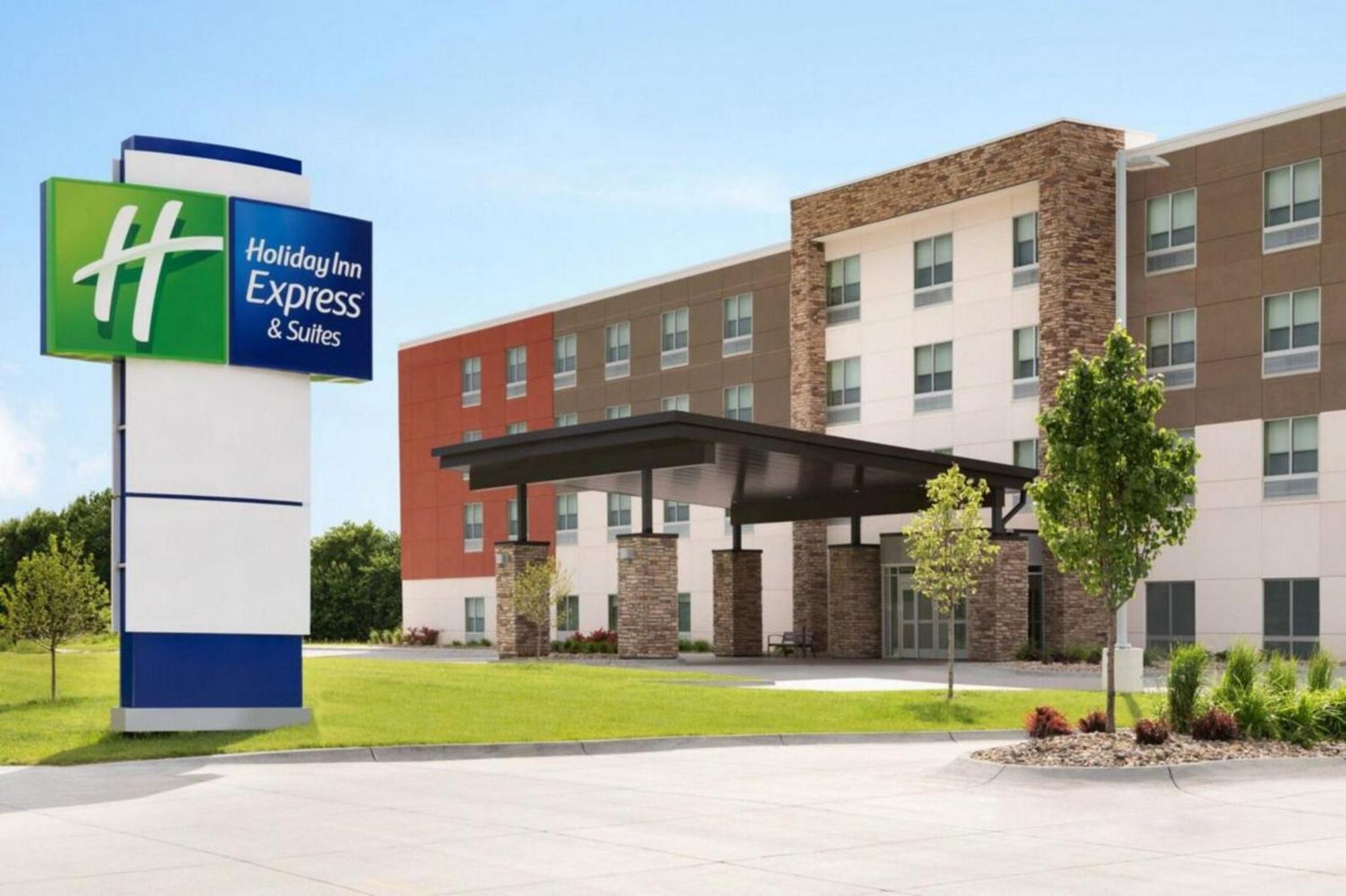 Holiday Inn Express & Suites Chicago - Oak Forest By Ihg المظهر الخارجي الصورة