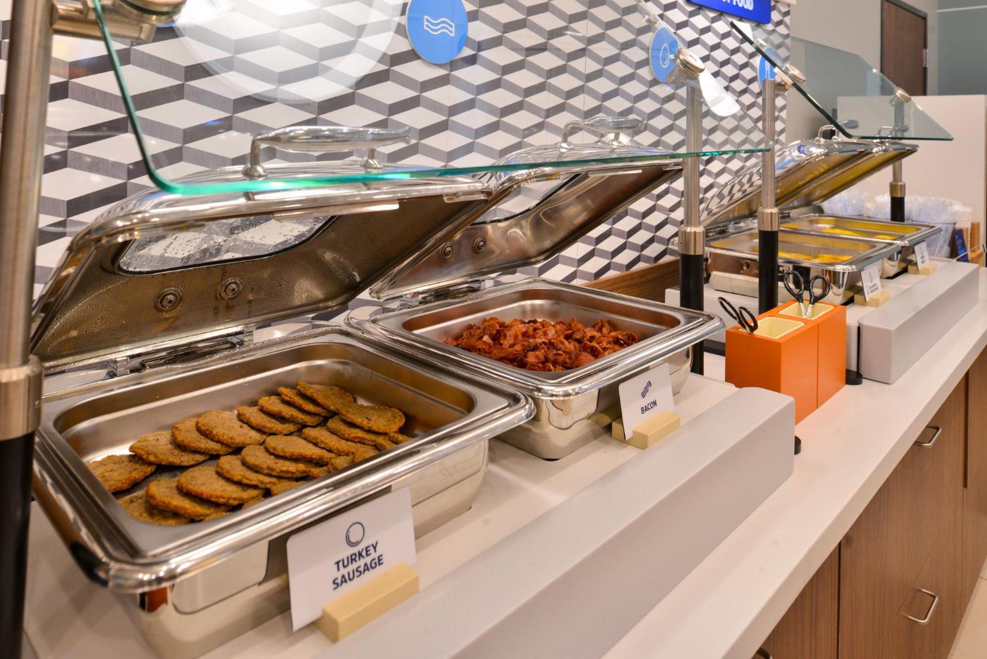 Holiday Inn Express & Suites Chicago - Oak Forest By Ihg المظهر الخارجي الصورة